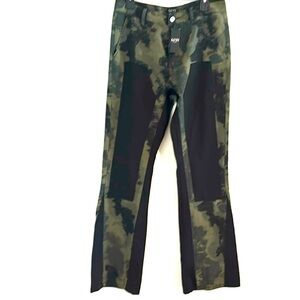 NWT BoohooMAN Camouflage Stacked Carpenter Flare Trousers